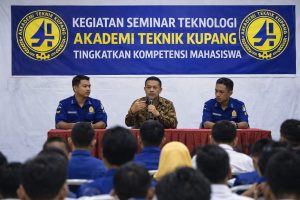 Kegiatan Seminar Teknologi di Akademi Teknik Kupang Tingkatkan Kompetensi Mahasiswa
